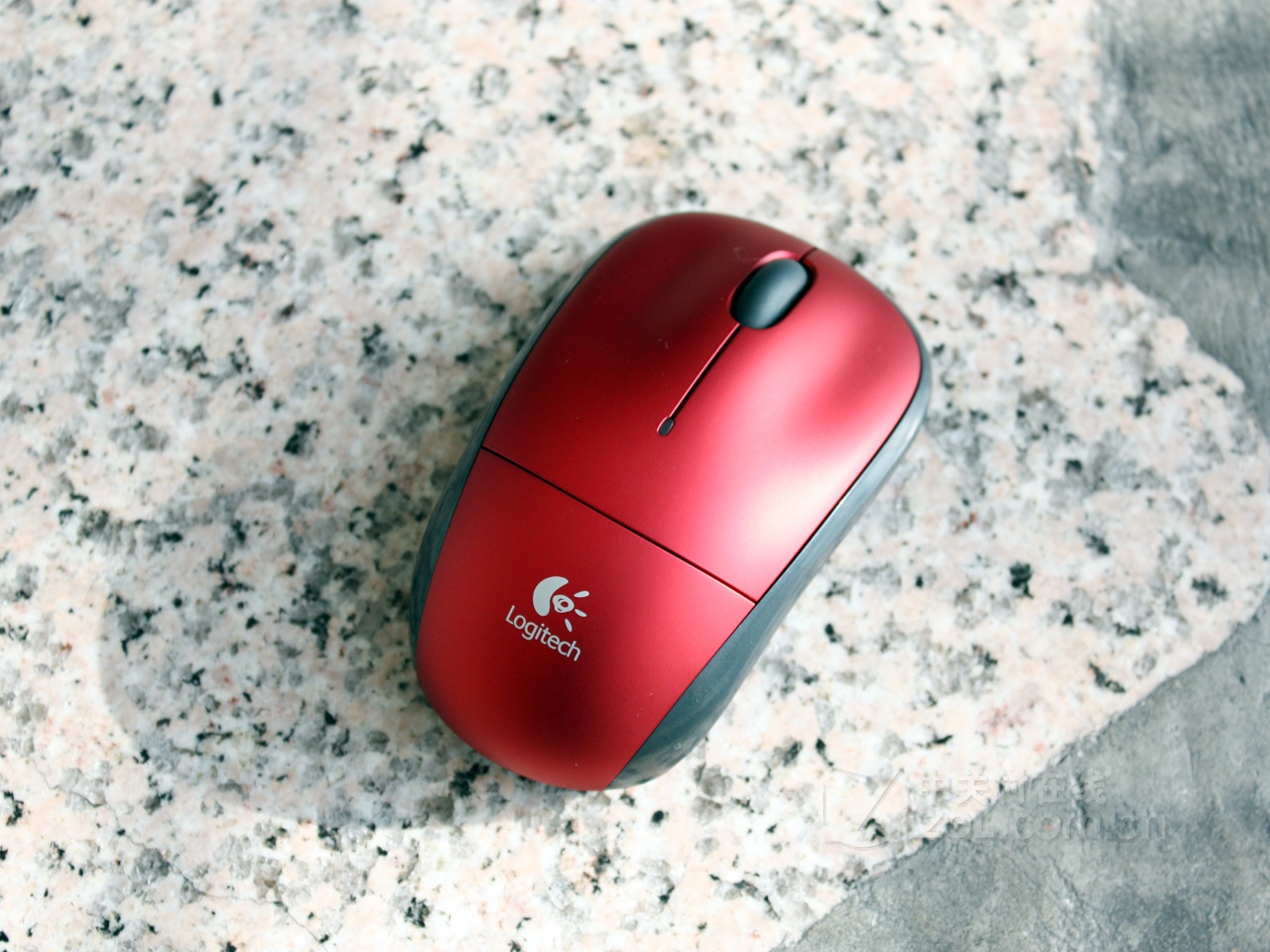 罗技m215无线鼠标