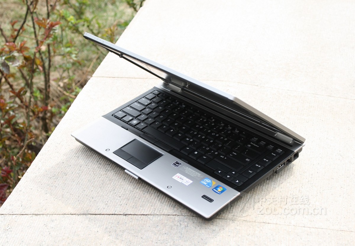 惠普8440p(xv952pa)