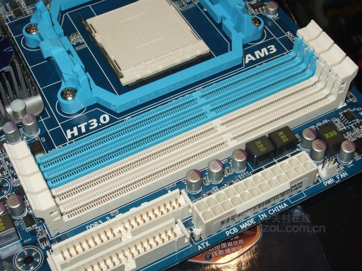 主板 技嘉主板 技嘉ga-870a-ud3 图片 实拍图 7 / 21隐藏