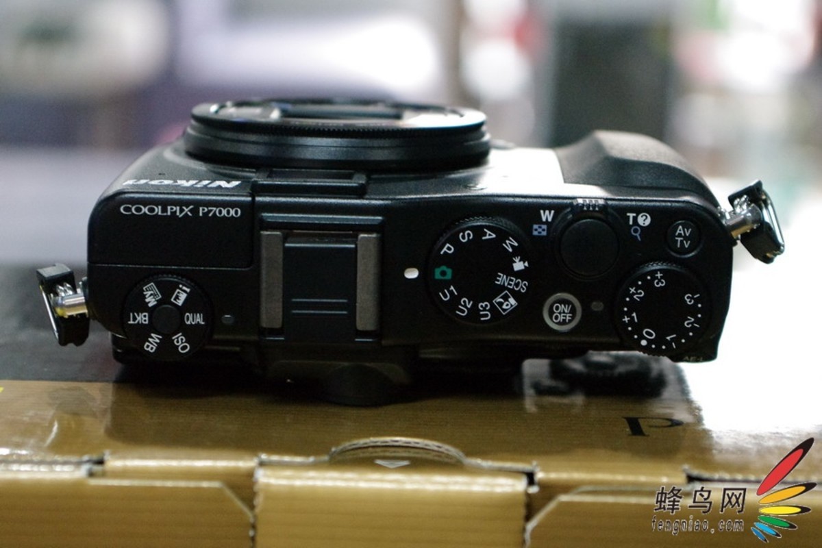 【高清图】 尼康高端dc新品coolpix p7000卖场报道图5