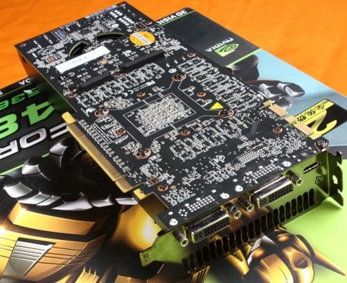 翔升金刚gtx480显卡背面