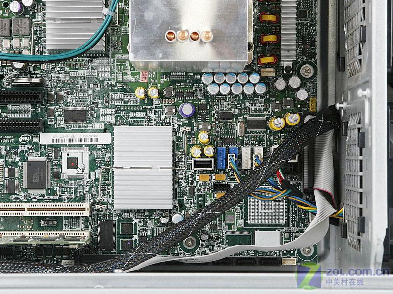 【高清图】 新一代服务器最高分 联想t350g6评测图21