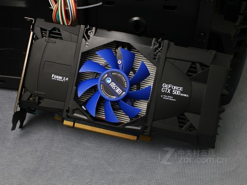 显卡 正文影驰 gtx550ti 黑将基于最新40nm工艺制程的gf116显示核心