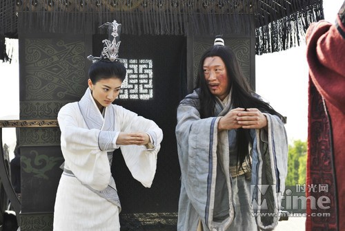 雄才伟略的齐王看出门道,随后用"美人计"收抚孙膑,令其做田夕门客.