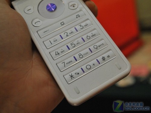 国产手机添新军 明泰手机新品/发布会举行