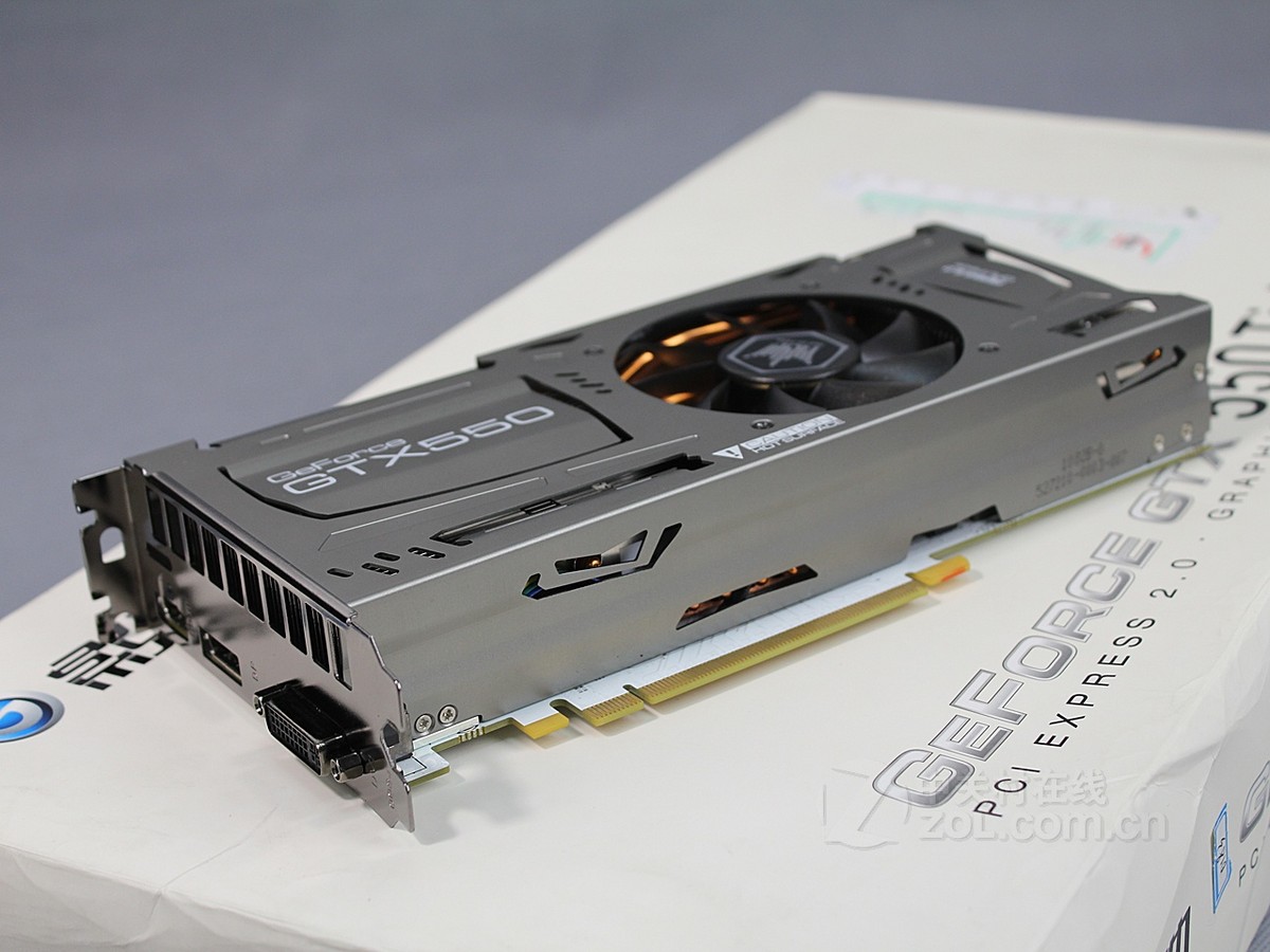 显卡 影驰显卡 影驰gtx550ti 名人堂 图片 实拍图 42 / 46隐藏