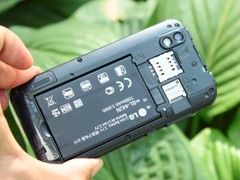 LG P970 黑色 外观图