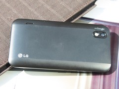4Ӣ��+1GHz�����ȷ� LG P970Я�ü۵��� 