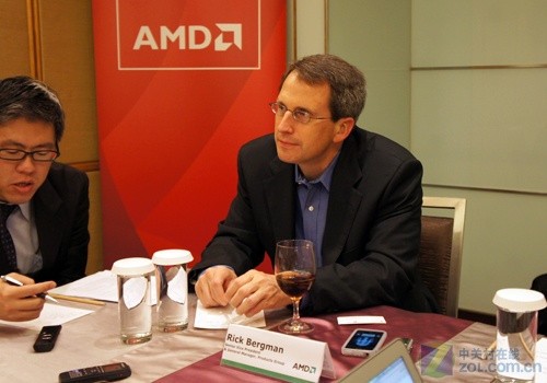 AMD��������APU��δ�������ǿ�AMDս�� 