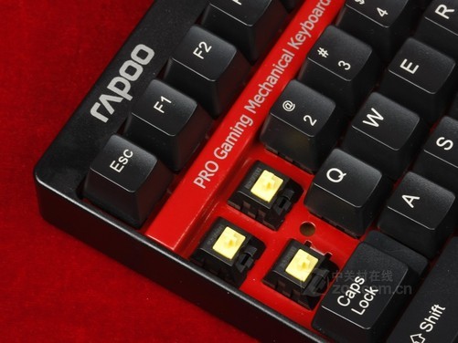 雷柏v7机械键盘黄轴特写