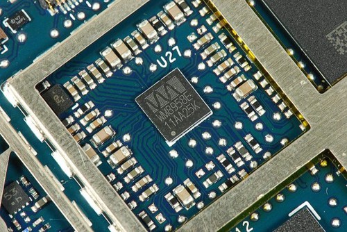 惠普TouchPad平板实机全程拆解(组图)