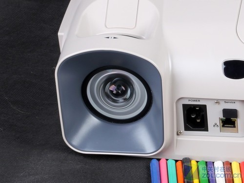 国产大品牌 中光学T725ST投影机测试