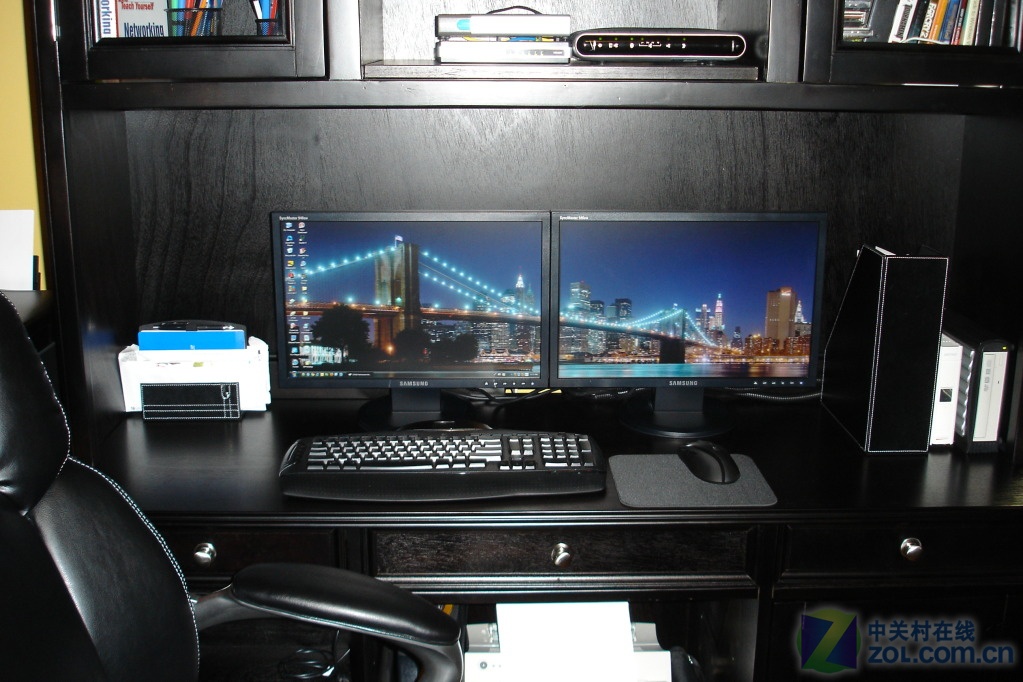 【高清图】 拼接桌面三屏起 国内发烧玩家你伤不起图1