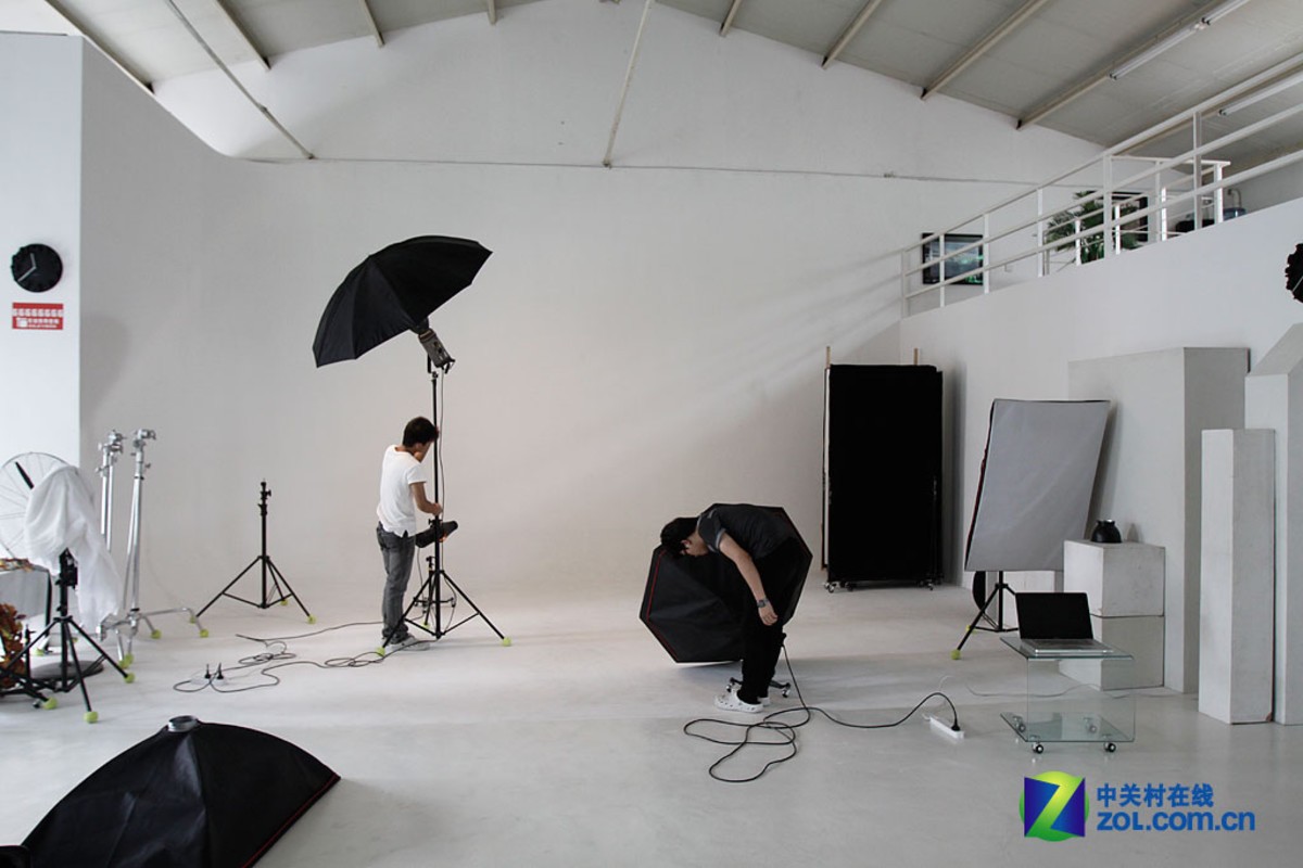 【高清图】 性感是怎样炼成的 带你走进老秘私房影棚图15