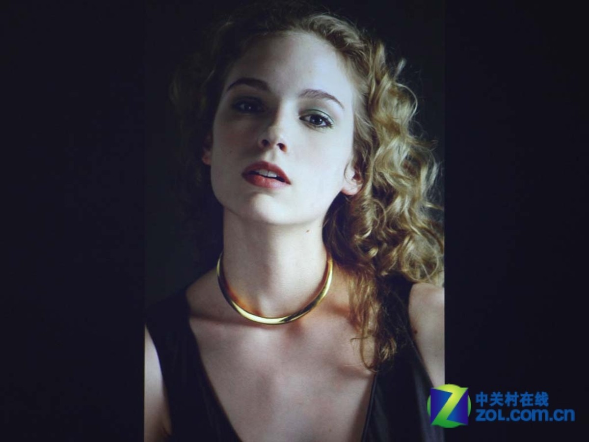 【高清图】 逼真色彩表现 索尼dx11便携投影机测试图20