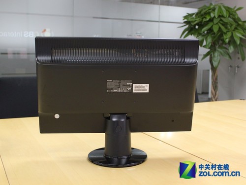 全高清LED成标配 飞利浦222EL液晶首测_飞利浦 222EL1SB/93_液晶显示器评测-中关村在线