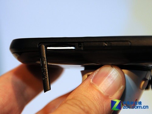 GSM˫����2010 ŵ����Asha 200������� 