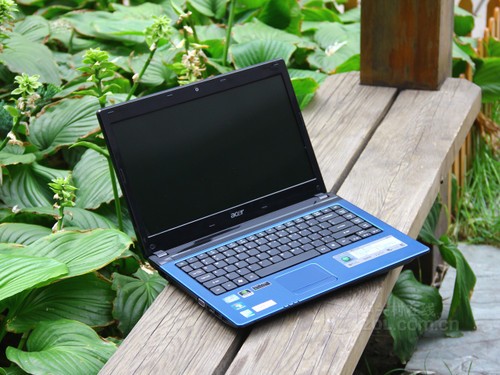 外观方面,宏碁aspire 4750g(2432g50mnkk)笔记本与宏碁上一代产品4741