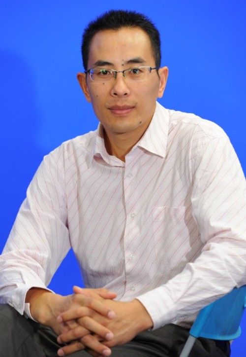 cnet科技资讯网主编 梁钦