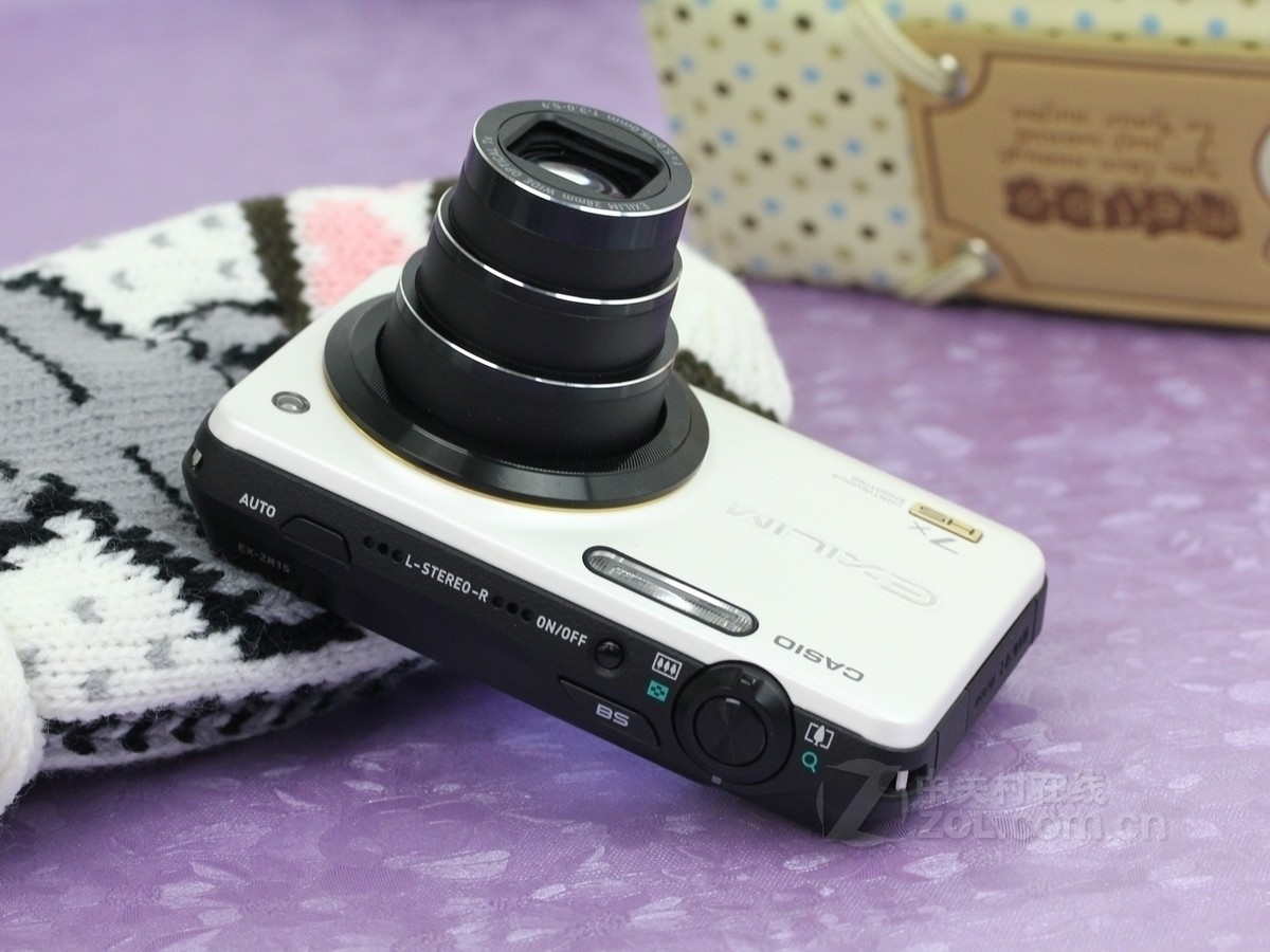 产品相关    卡西欧zr15  图片筛选 类型: 场景: 颜色: 自动播放 原图