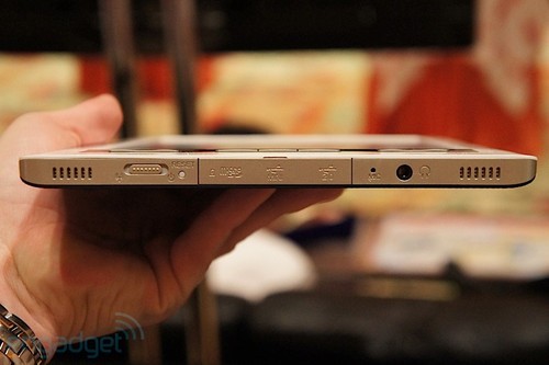 CES2012:Ectaco展出彩色E Ink阅读器