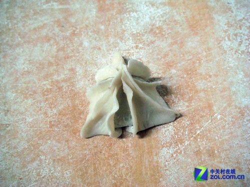 春节全家亲手实践 打造饺子的七种包法