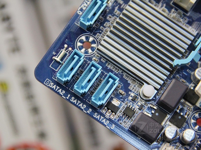技嘉ga-g41mt-s2pt 实拍图(13/15)