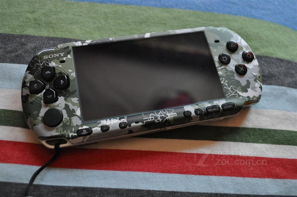 索尼psp3000合金装备限量版