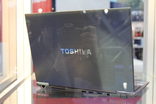 CeBIT2012����֥������Z830����չ̨ 