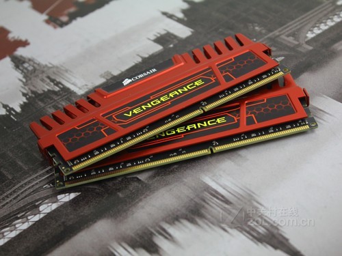 内存海盗船 16GB DDR3 1866 套装(CMZ16GX3M4X1866C9R)正面