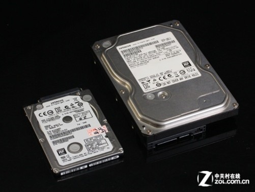 日立z7k500/7200转本盘与3.5英寸硬盘的大小对比(体积)
