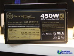 ��ѻ4���� ֱ������2012̨������չ̨ 