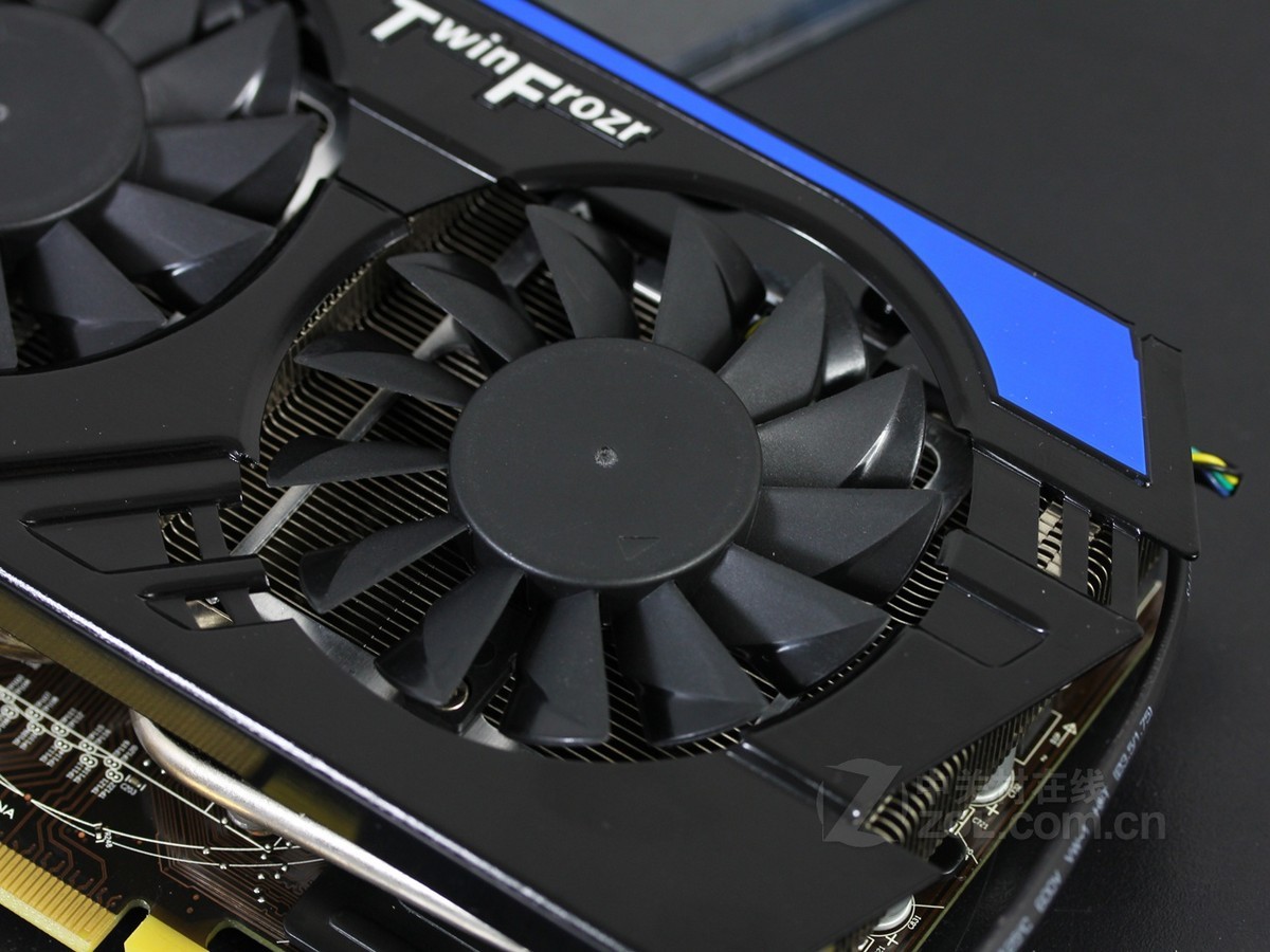 【高清图】 msi微星(msi)微星r7850 hawk 1g效果图 图65